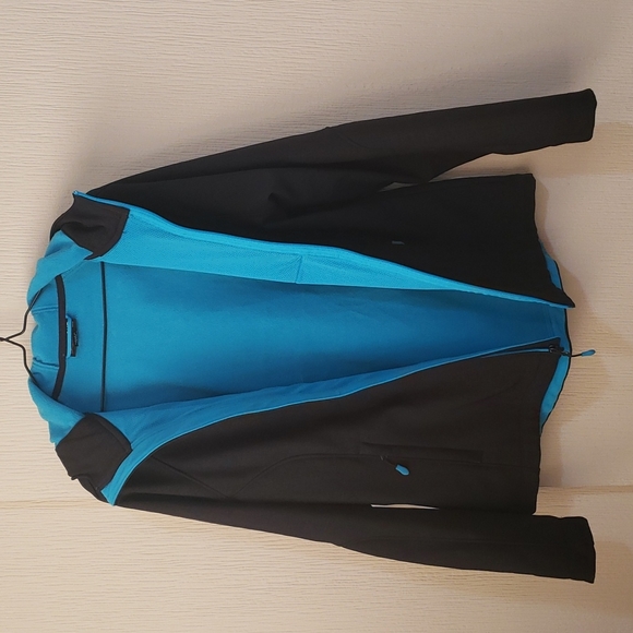 Coat - Picture 3 of 5